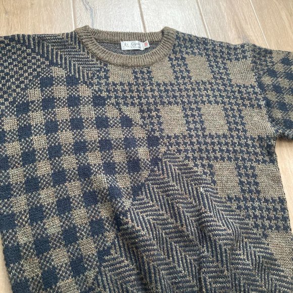 Men's Vintage '80s Sweater - Picture 4 of 6